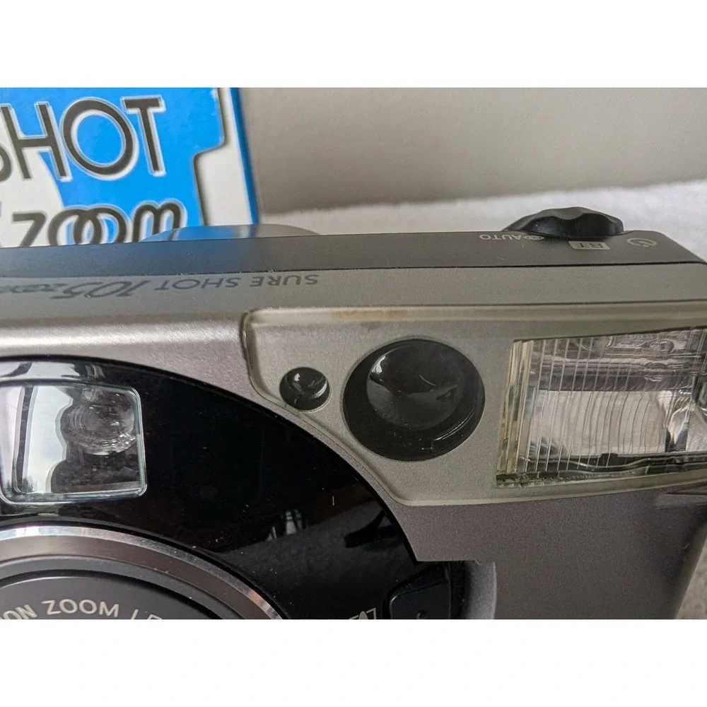 Canon Sure Shot 60 Zoom Shot 35mm Point & Shoot Film Camera Works Extra Film Box